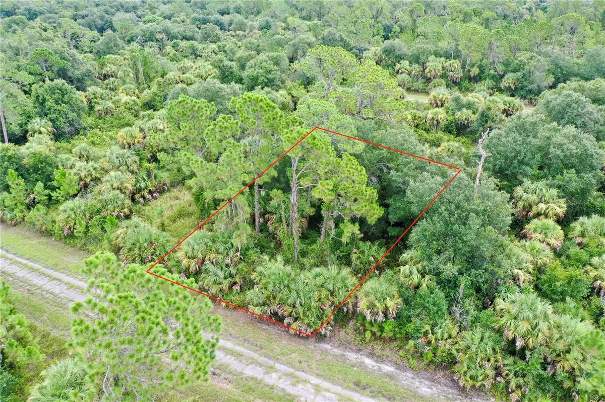 DUNMORE ST, North Port, FL 34288