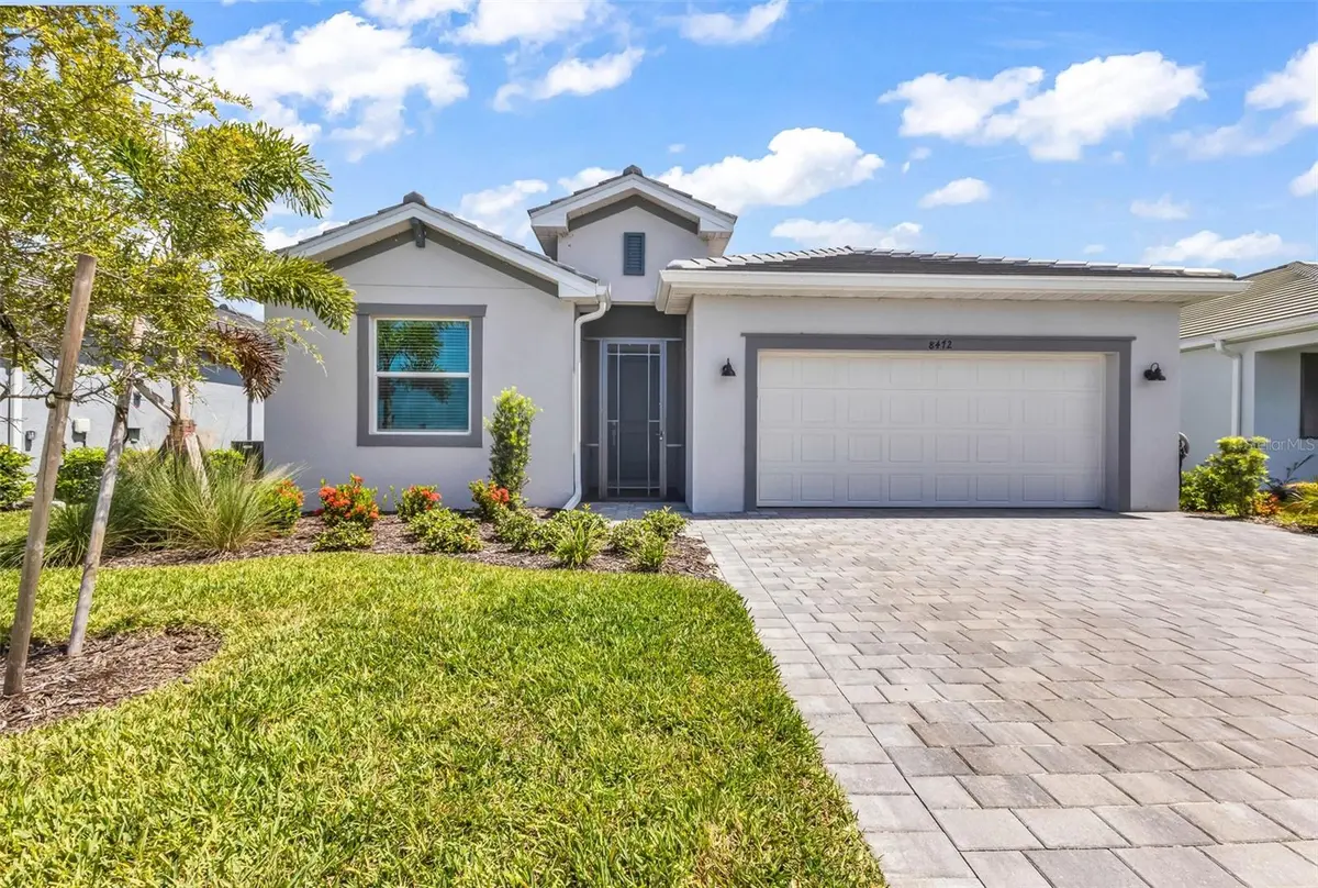 8472 SHORE LAKE DR, Englewood, FL 34224