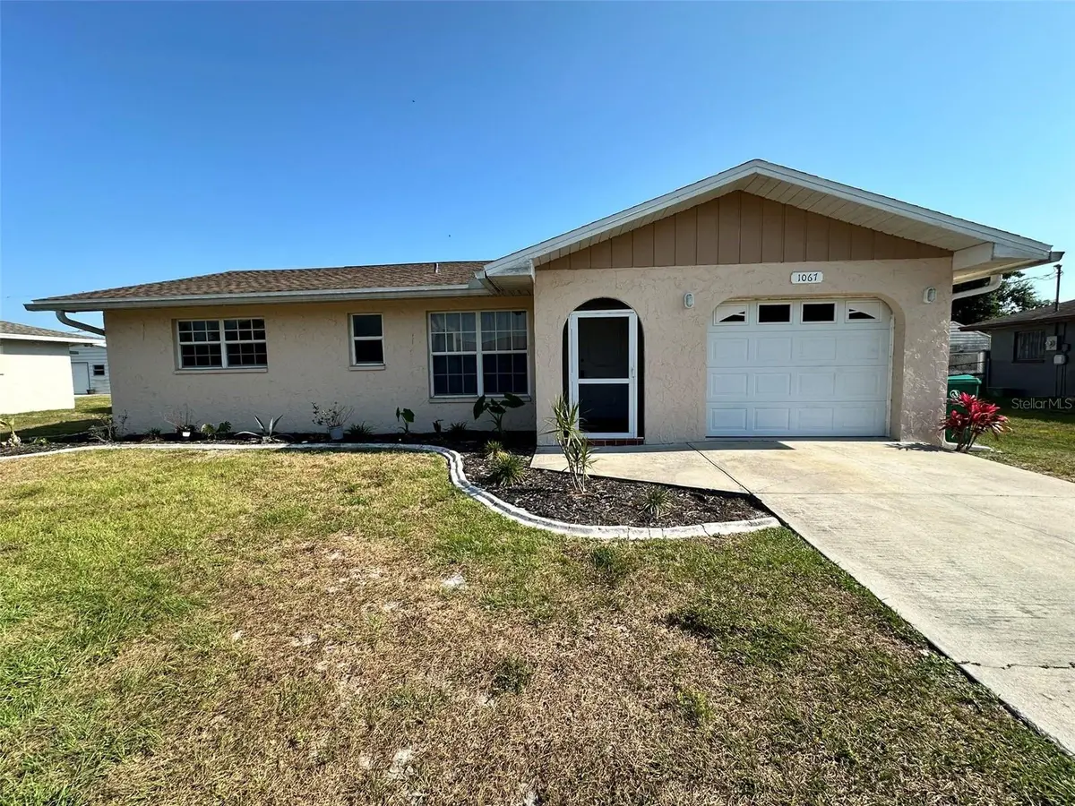 1067 WEBSTER AVE NW, Port Charlotte, FL 33948
