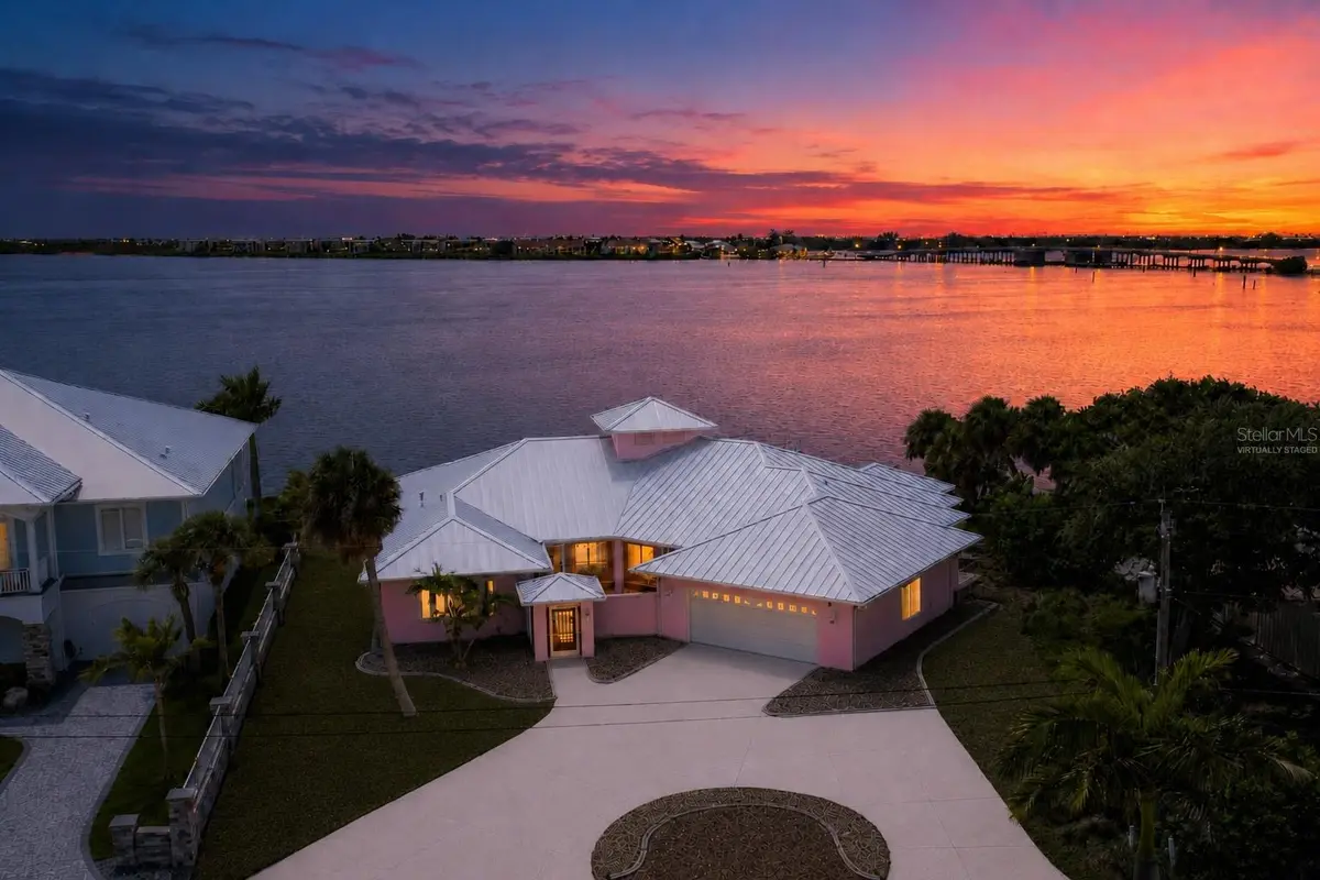 1468 LEMON BAY DR, Englewood, FL 34223