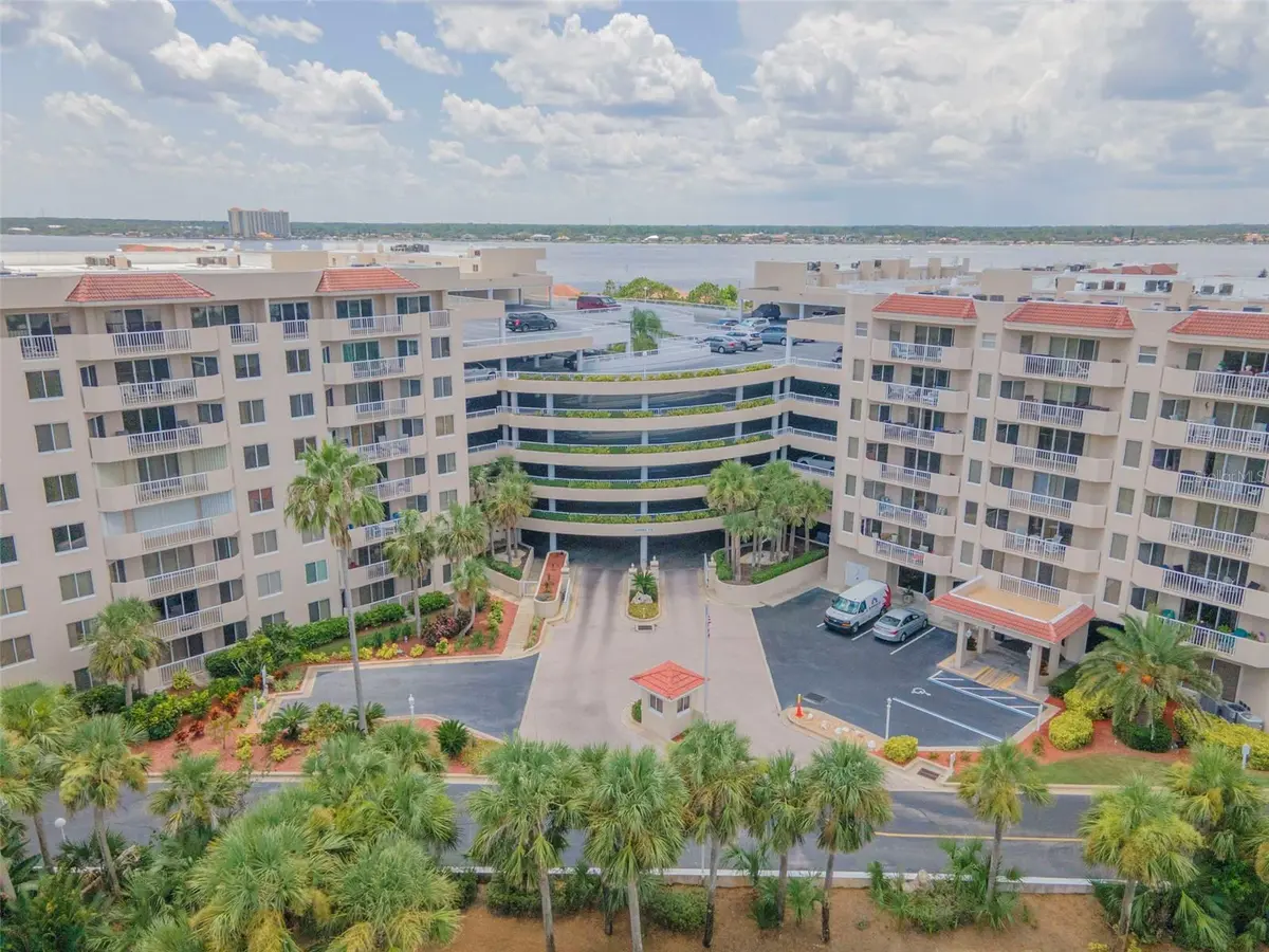 3 OCEANS BLVD W #2D4, Daytona Beach, FL 32118