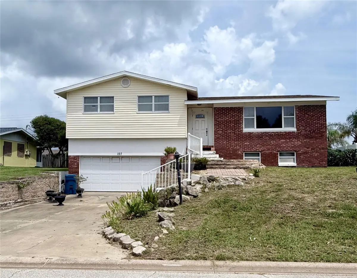 107 IMPERIAL HEIGHTS DR, Ormond Beach, FL 32176