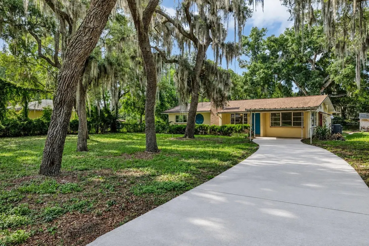 1503 MOSS AVE, Leesburg, FL 34748