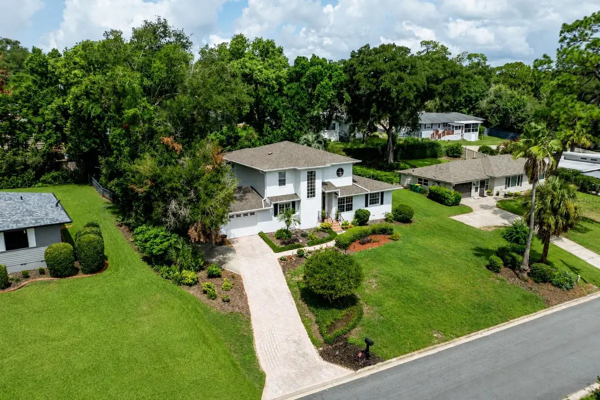 1405 HILLTOP DR, Mount Dora, FL 32757