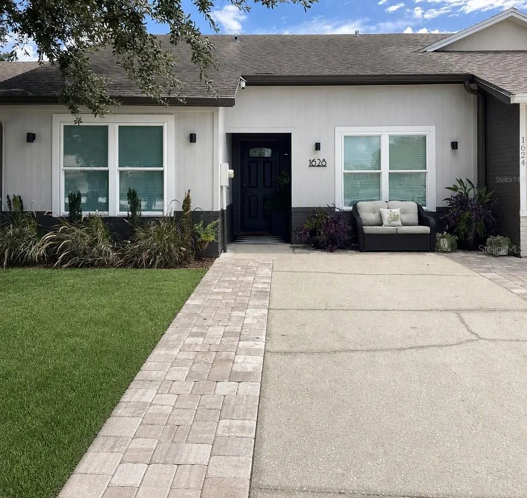 1628 TROPICAL CT, Tavares, FL 32778