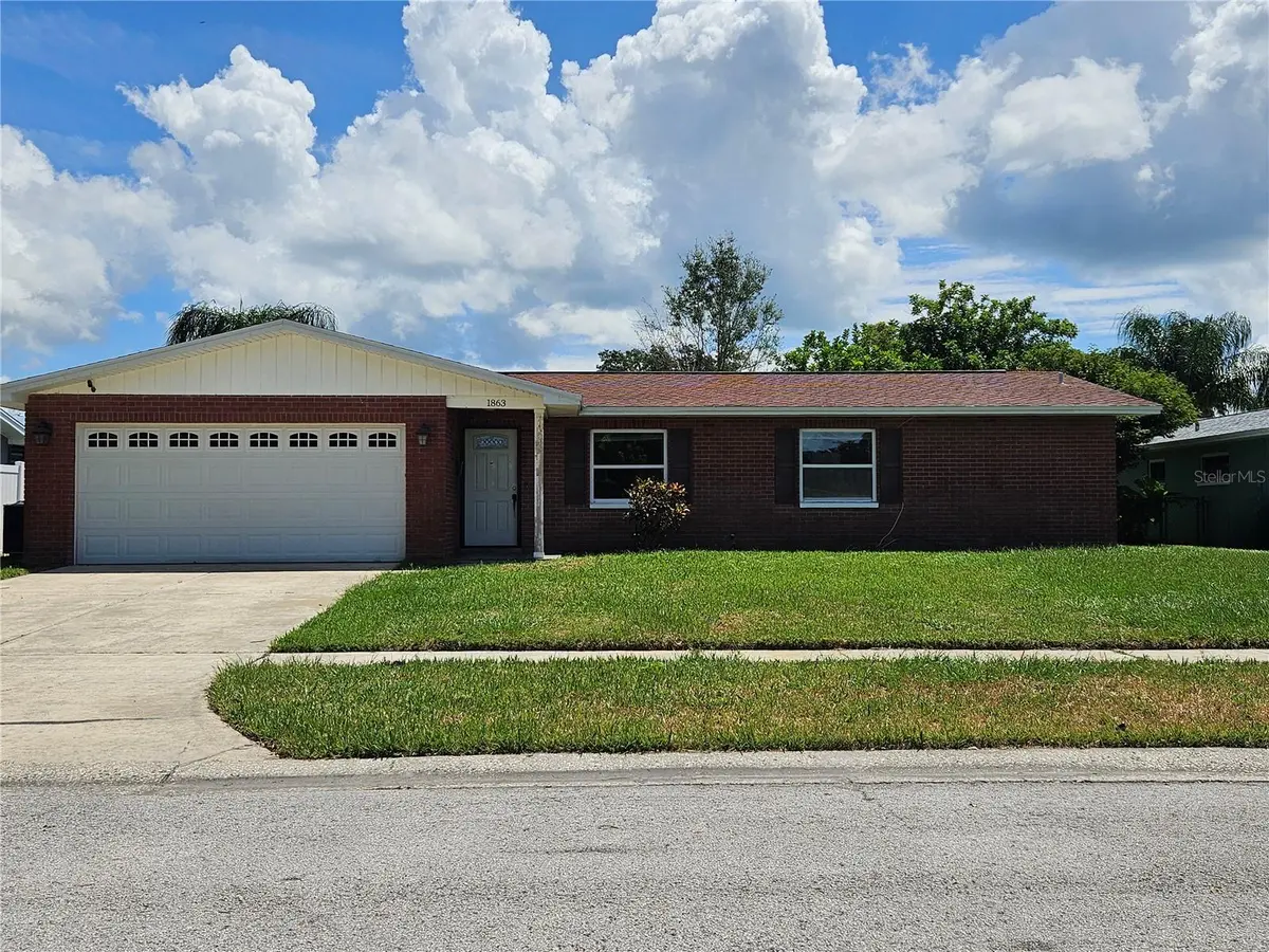 1863 GLENVILLE DR, Clearwater, FL 33765