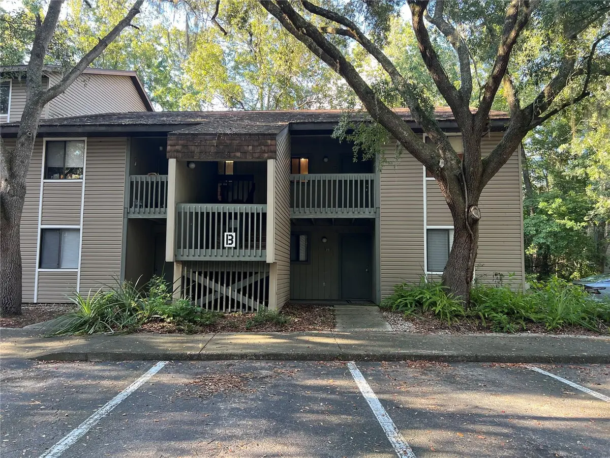 77 SE 16TH AVE #B201, Gainesville, FL 32601