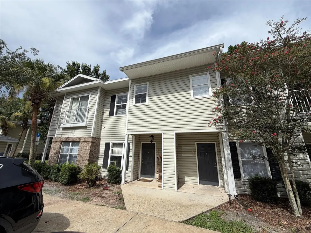 4445 NW 49TH ST #102, Gainesville, FL 32606