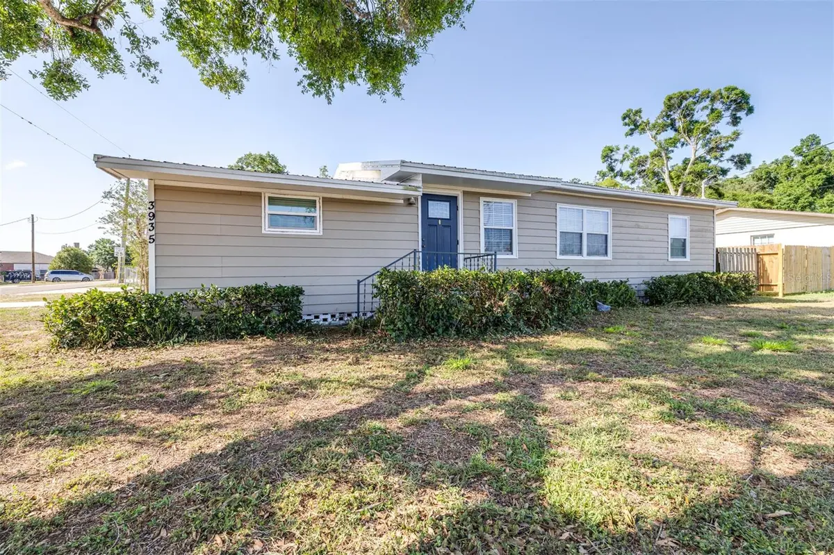 3935 CLUBHOUSE RD, Highland City, FL 33846