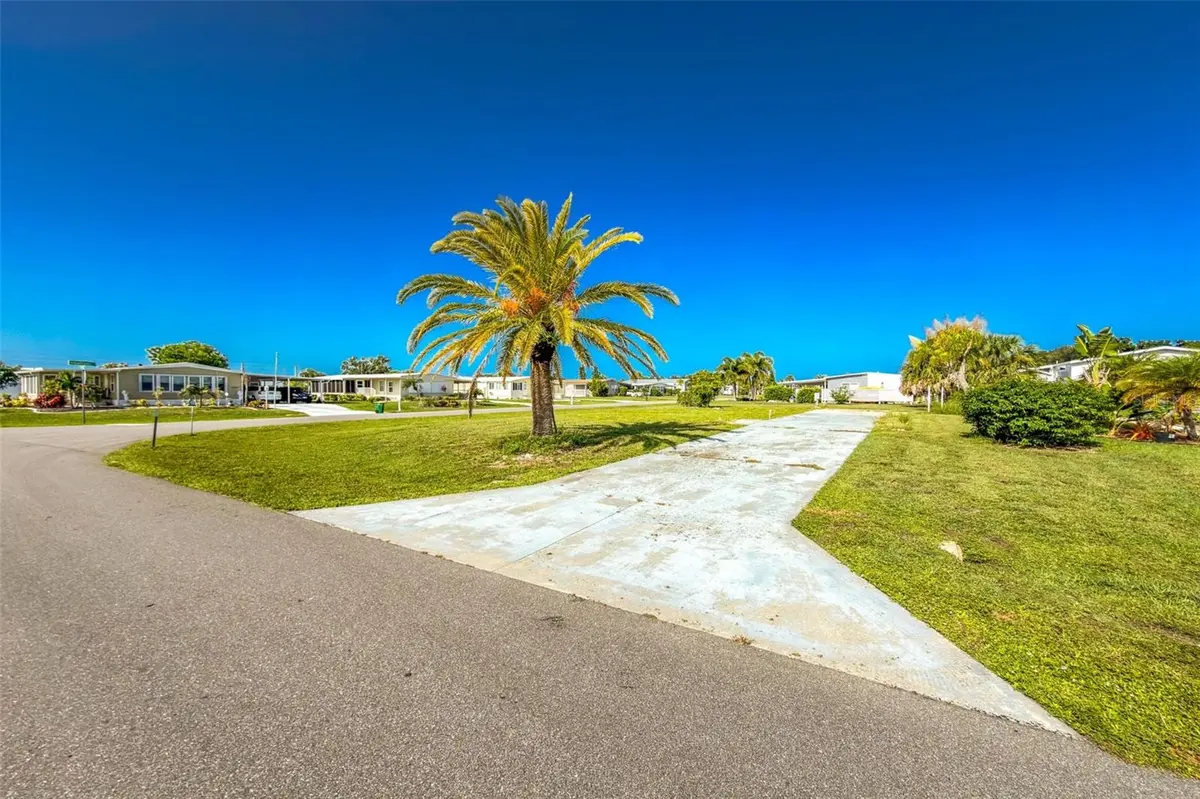 6323 BOB WHITE DR, Englewood, FL 34224