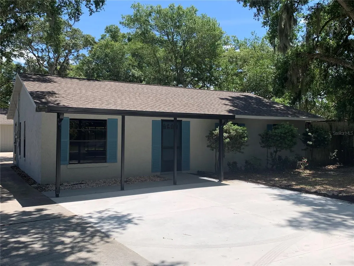 527 HILL ST #A, Eustis, FL 32726