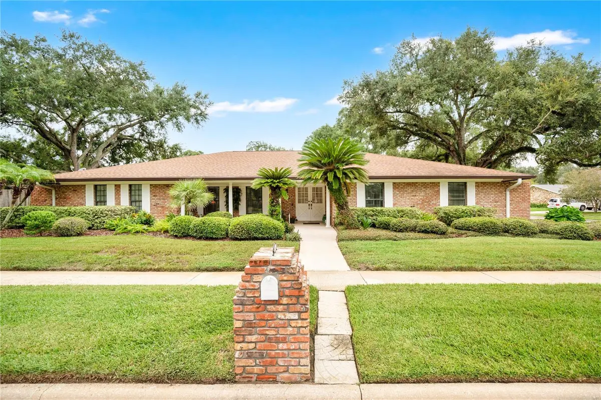 231 WHITE OAK CIR, Maitland, FL 32751