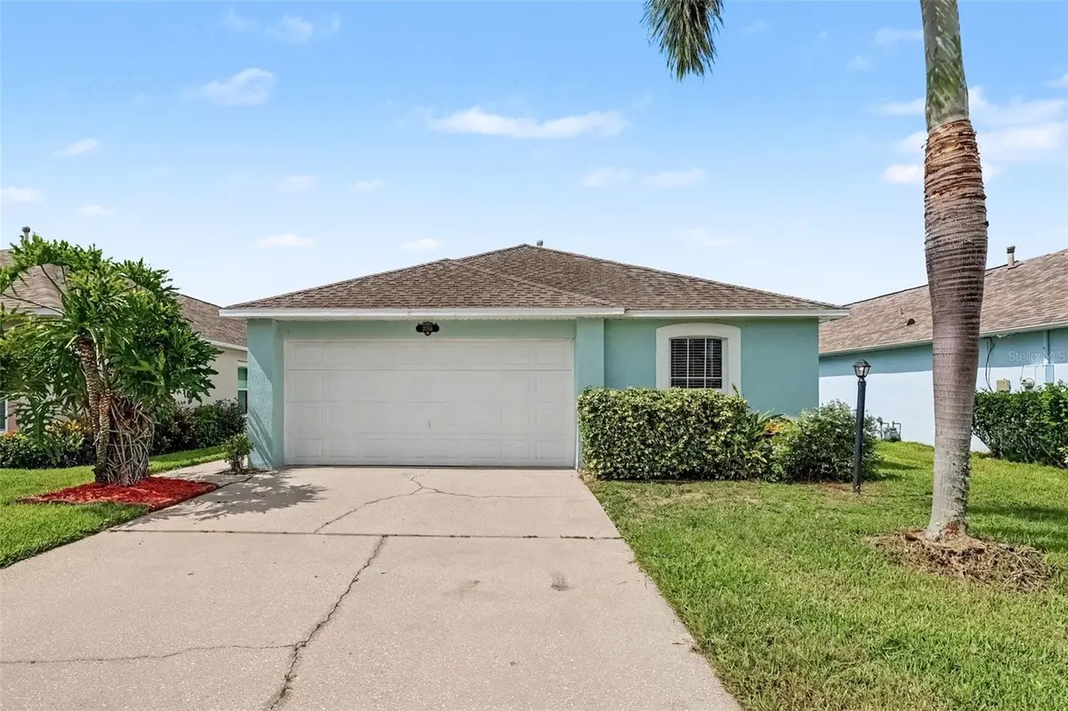 2056 REDWOOD CIR NE, Palm Bay, FL 32905