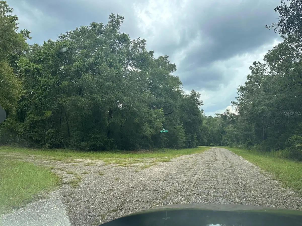 1574 E IVYDALE DR, Citrus Springs, FL 34434