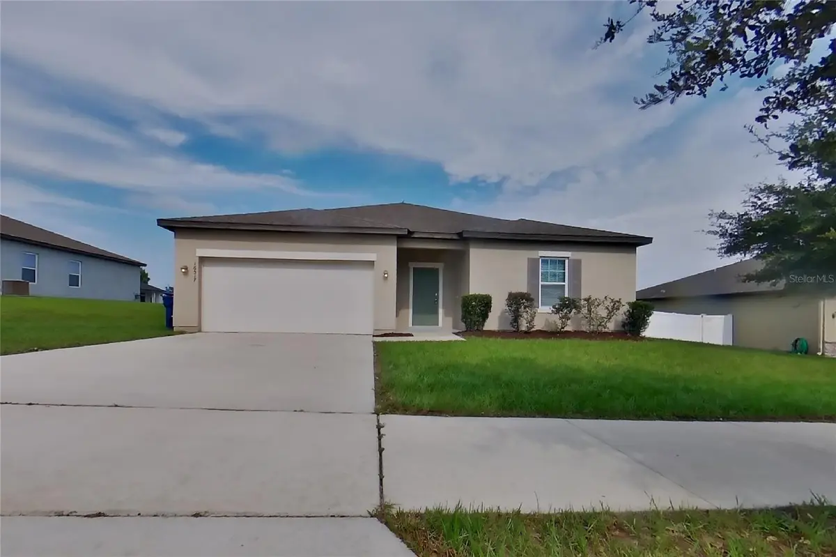 Address not disclosed, Groveland, FL 34736