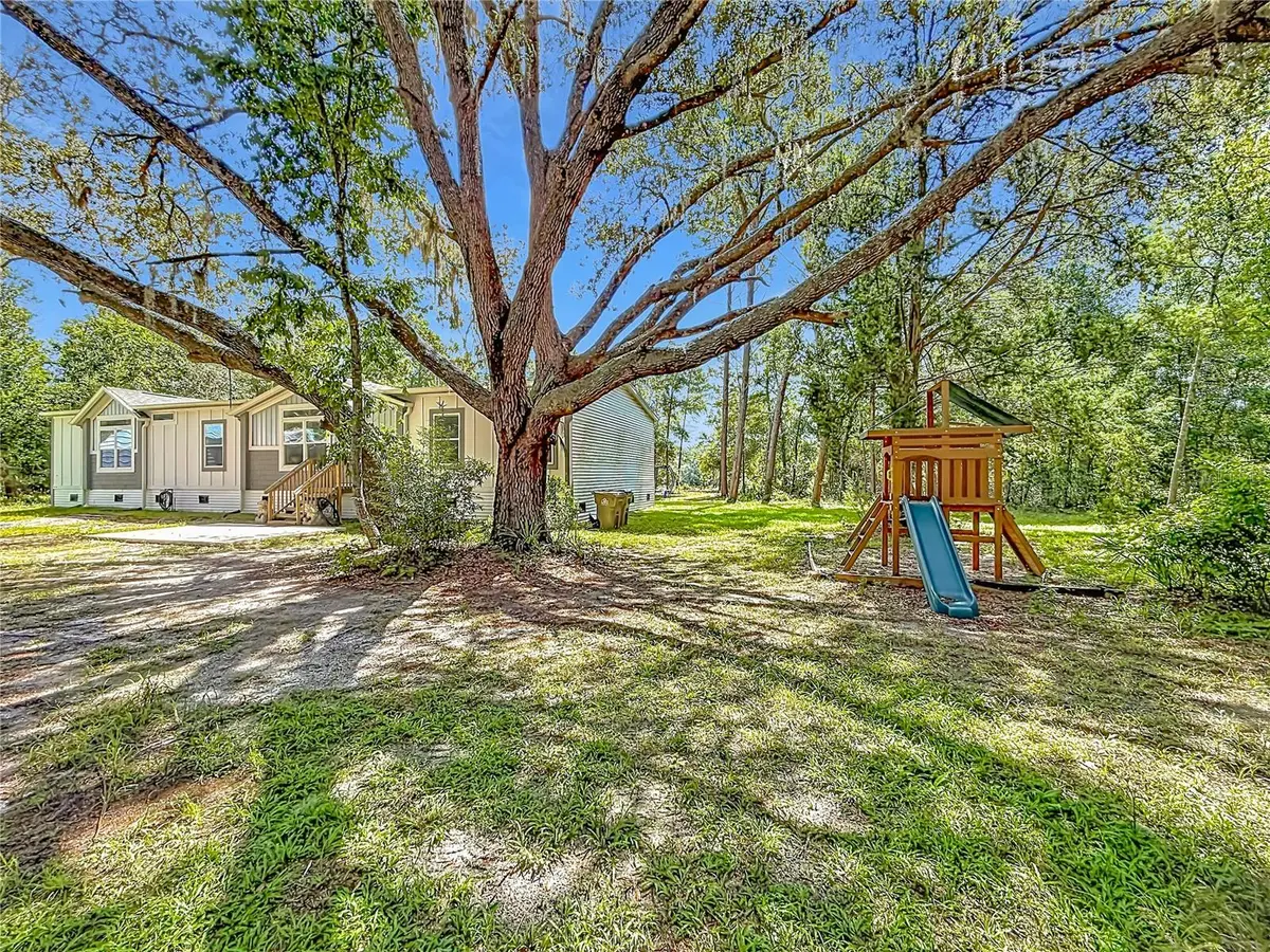 41945 PINE VALLEY DR, Paisley, FL 32767