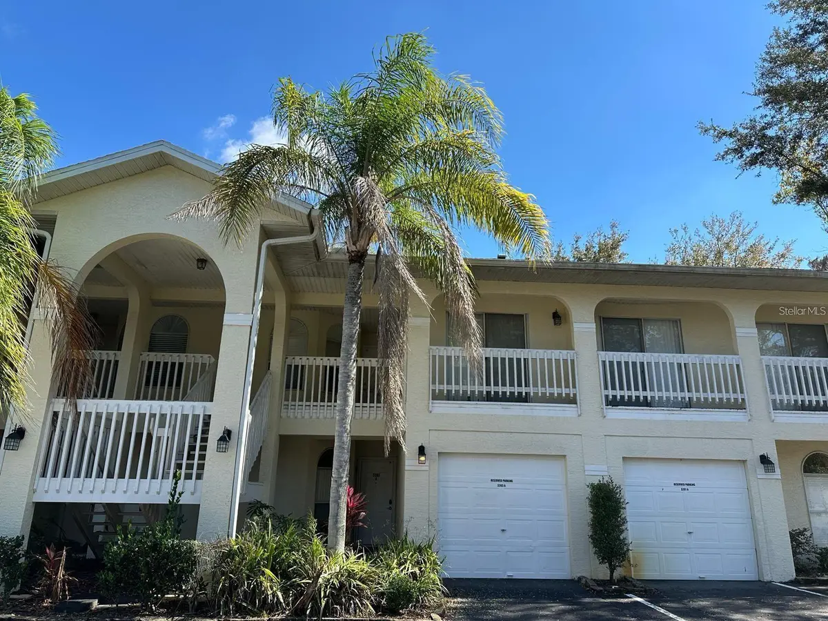 3205 SABAL PALMS CT #B, Kissimmee, FL 34747
