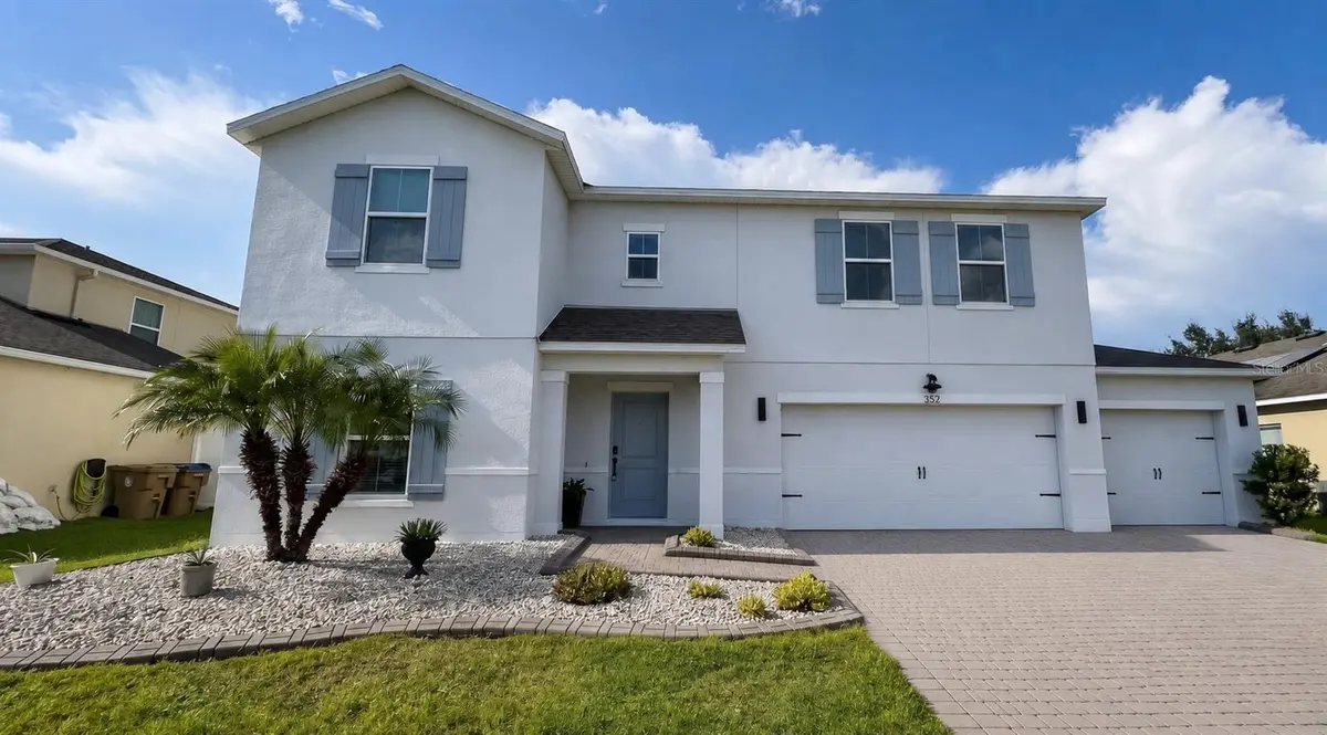 352 BLUE LAKE CIR, Kissimmee, FL 34758