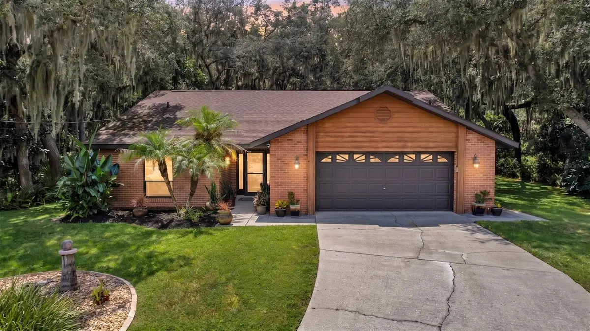 202 PEBBLE CT, Deltona, FL 32725