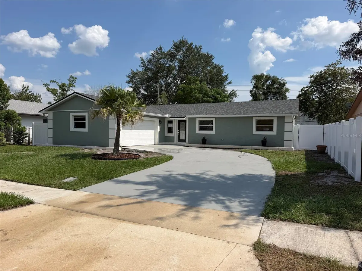 10436 JANE EYRE DR, Orlando, FL 32825