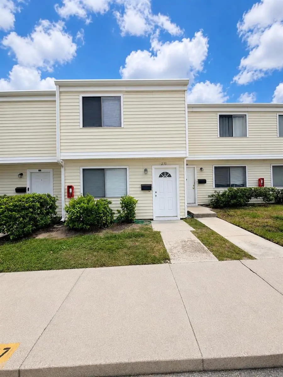235 DEBORA CT #235, Altamonte Springs, FL 32701