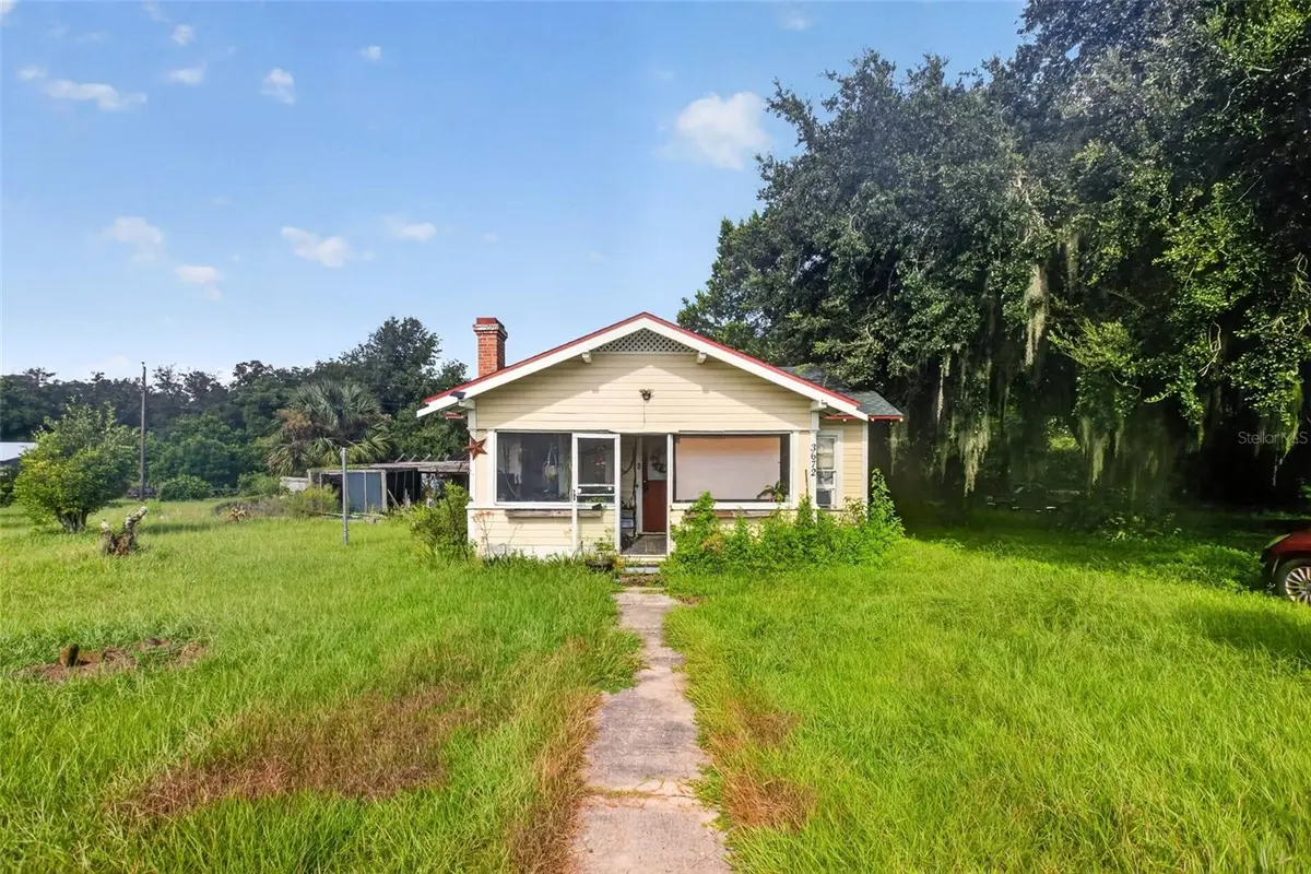 3672 LAUREL AVE, Sanford, FL 32773