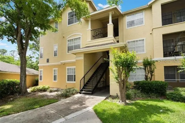 2668 ROBERT TRENT JONES DR #413, Orlando, FL 32835