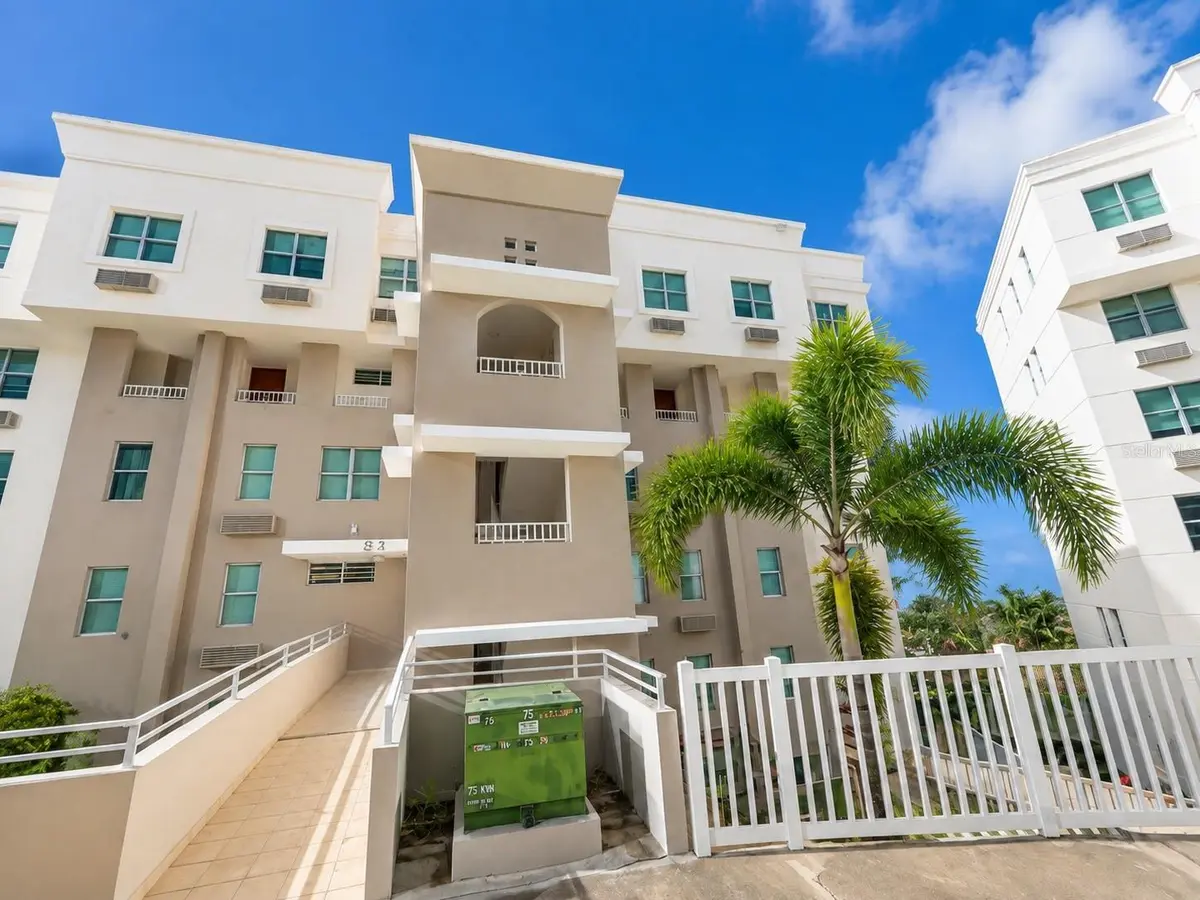 94 PALMARES DE MONTEVERDE #52, San Juan, PR 00926