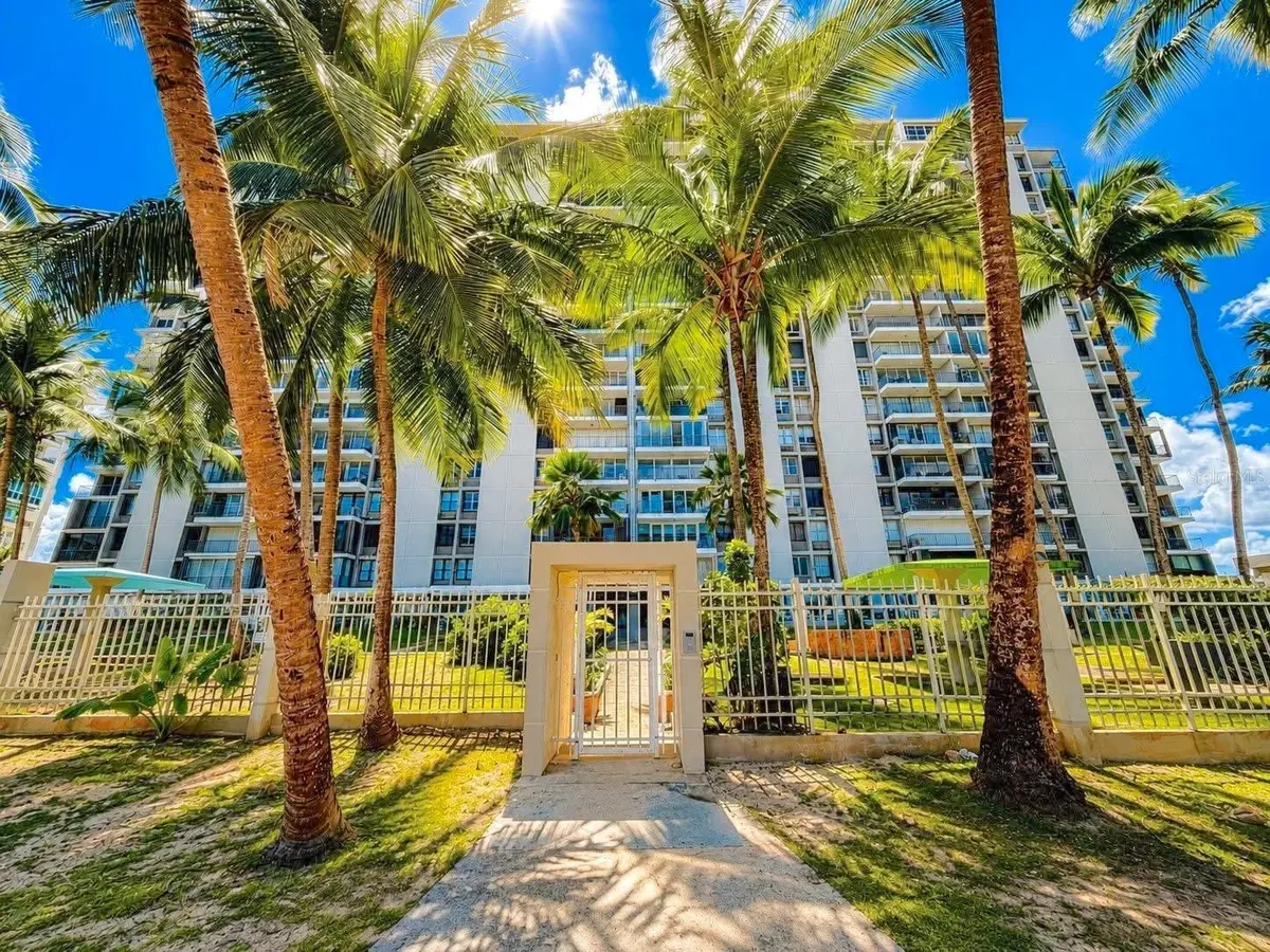 Villas del Mar PH AVE ISLA VERDE #H, Carolina, PR 00979