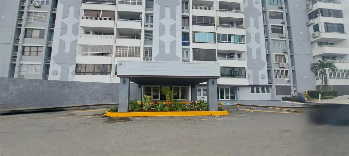 3 Ave. Laguna COND. LAGUNA GARDENS III #3, Carolina, PR 00979