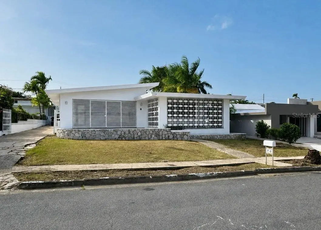F-6 CALLE GENOVA #F-6, Guaynabo, PR 00966