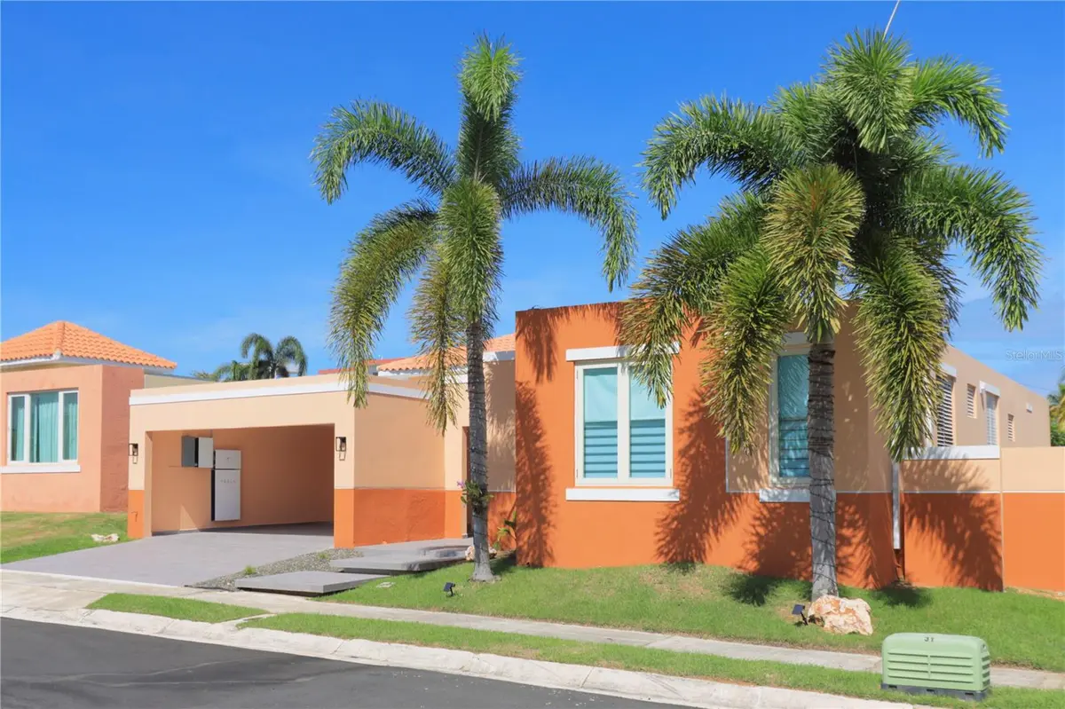a-8 ICACOS, Manati, PR 00674