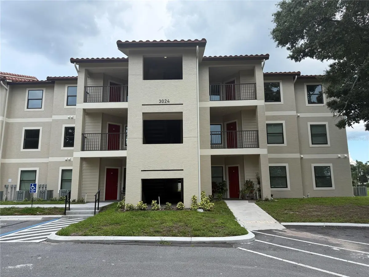 3024 PARKWAY BLVD #206, Kissimmee, FL 34747