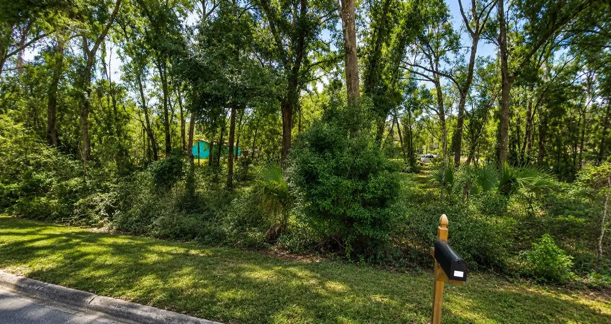 E EUCLID AVE, Deland, FL 32724