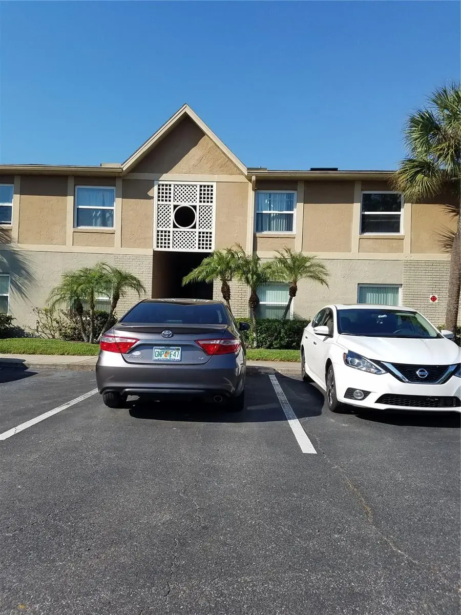 2401 BARLEY CLUB DR #2, Orlando, FL 32837