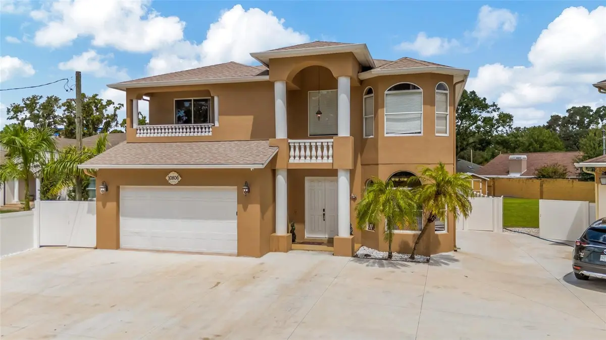 10806 PEREZ DR, Tampa, FL 33618