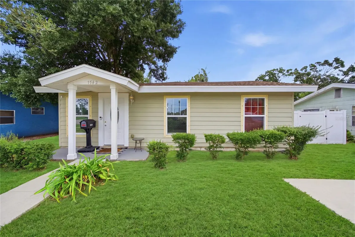 1542 28TH ST S, St Petersburg, FL 33712