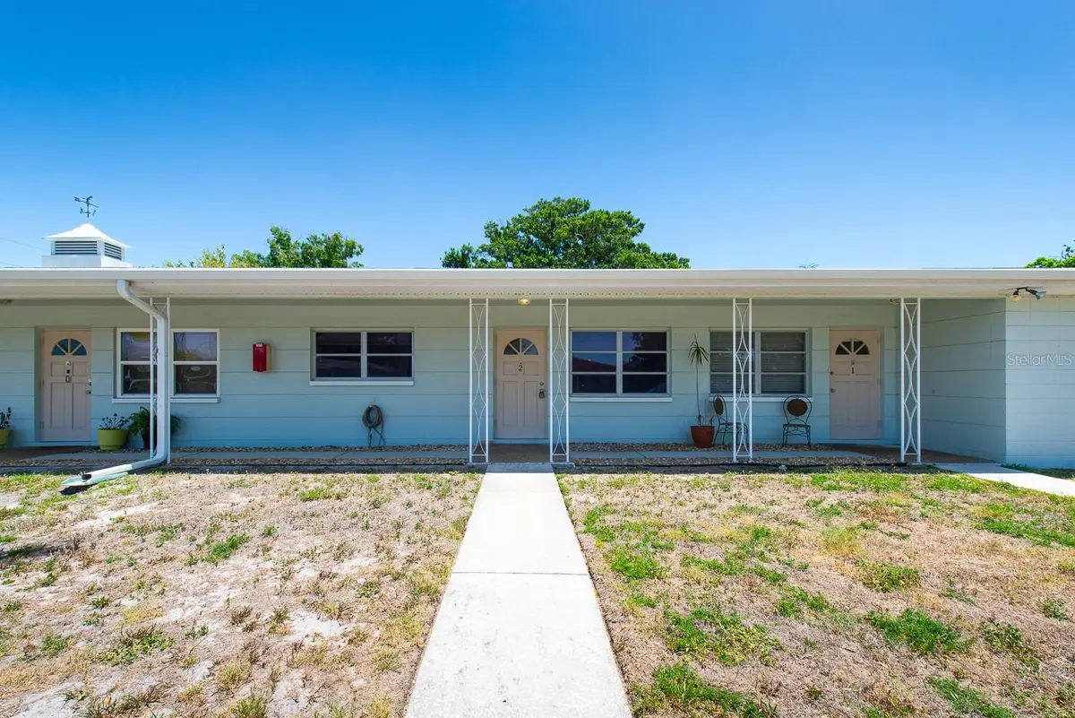3775 59TH ST N #2, St Petersburg, FL 33710