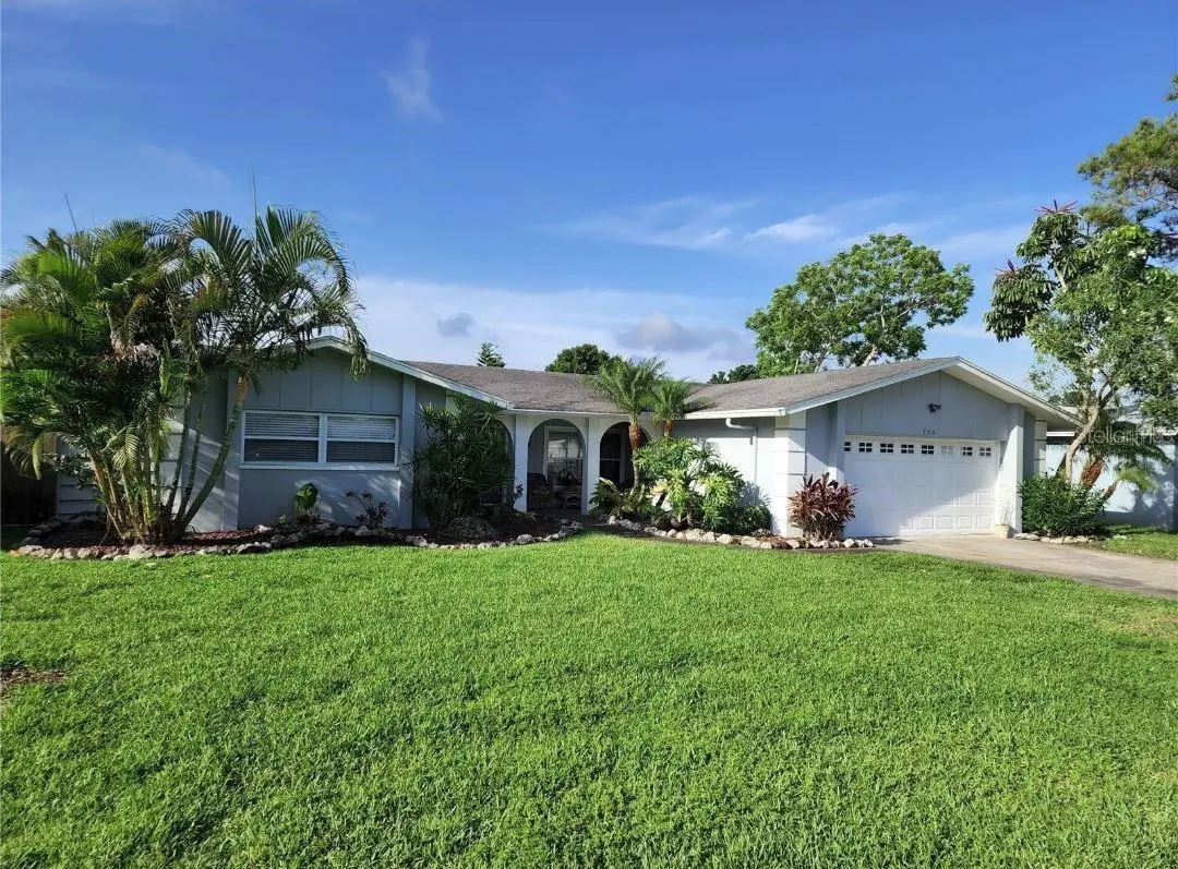 128 98TH AVE N, St Petersburg, FL 33702