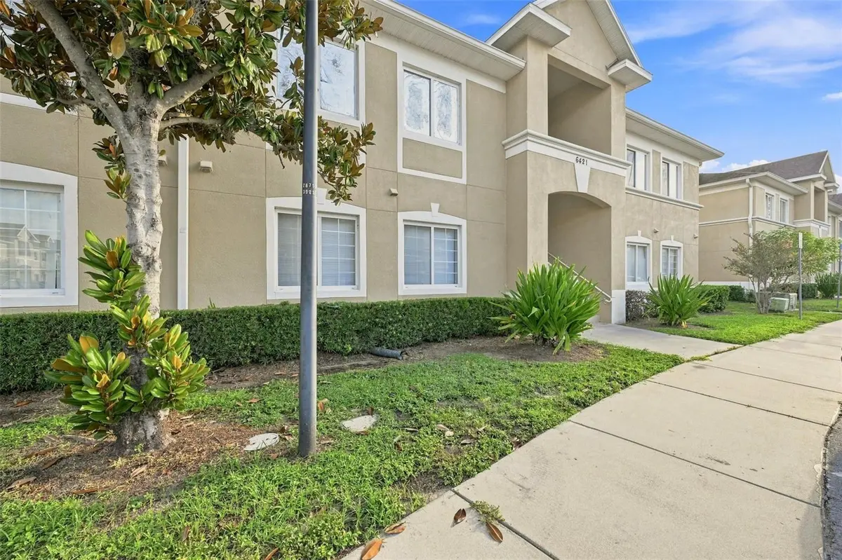 6421 CYPRESSDALE DR #101, Riverview, FL 33578