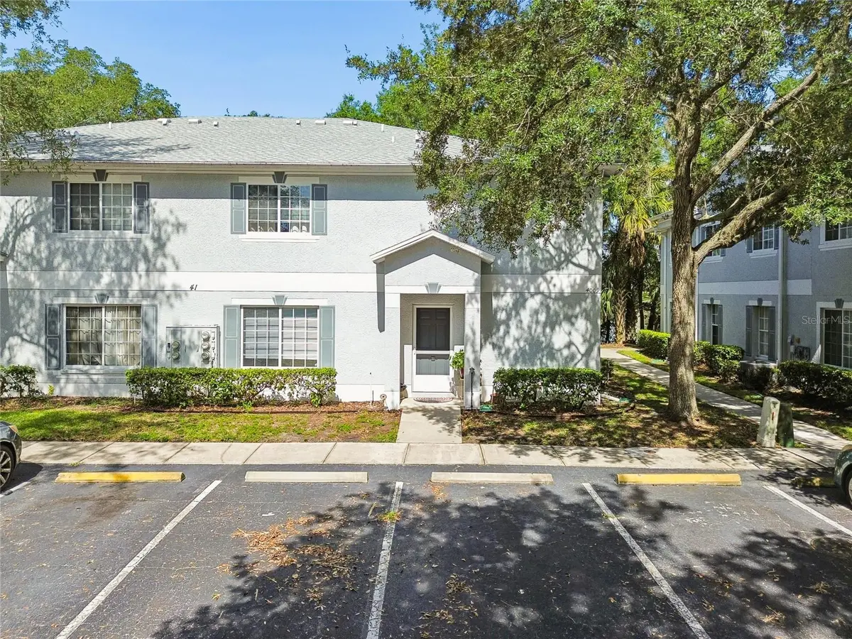 4009 DOLPHIN DR, Tampa, FL 33617