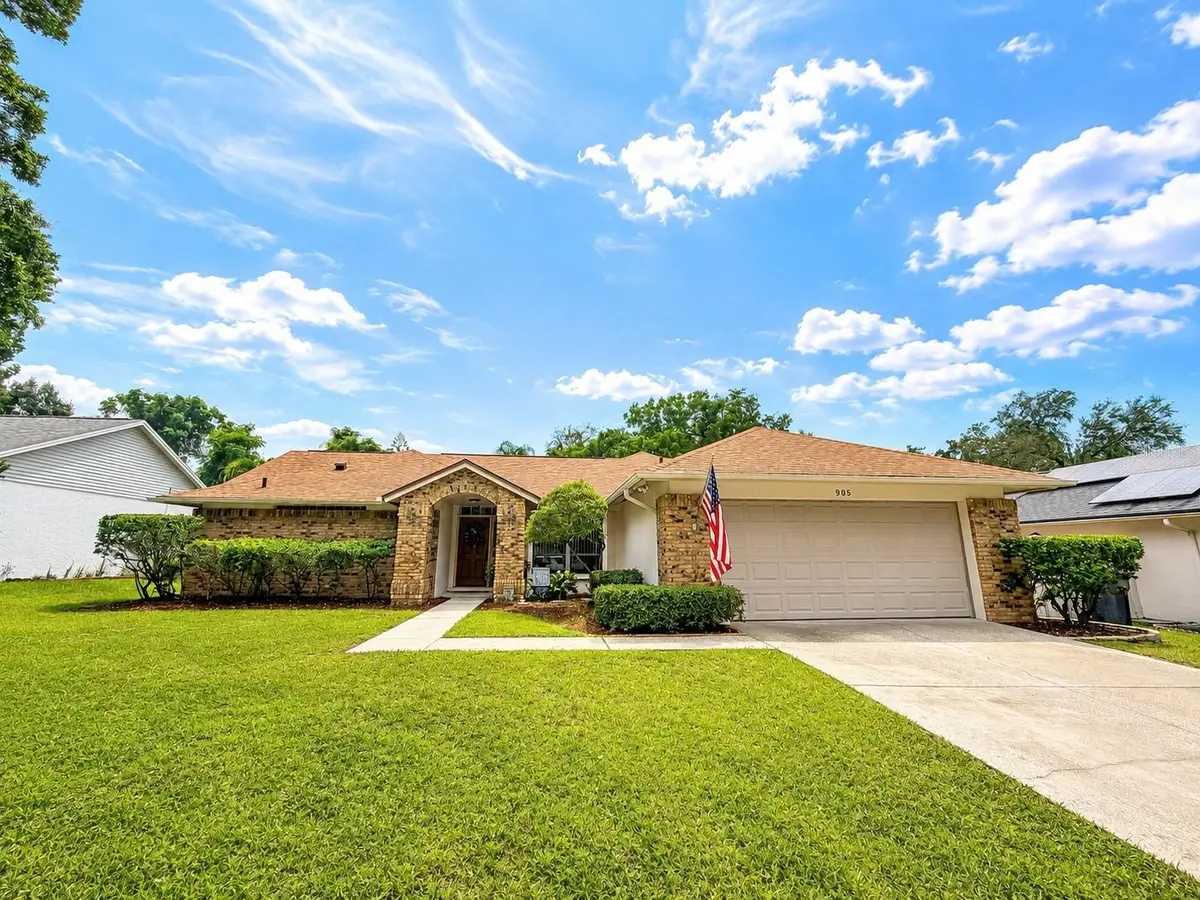 905 WICKETRUN DR, Brandon, FL 33510