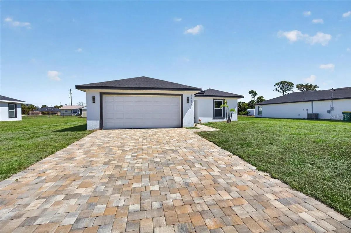 12106 CLARENDON AVE, Port Charlotte, FL 33981