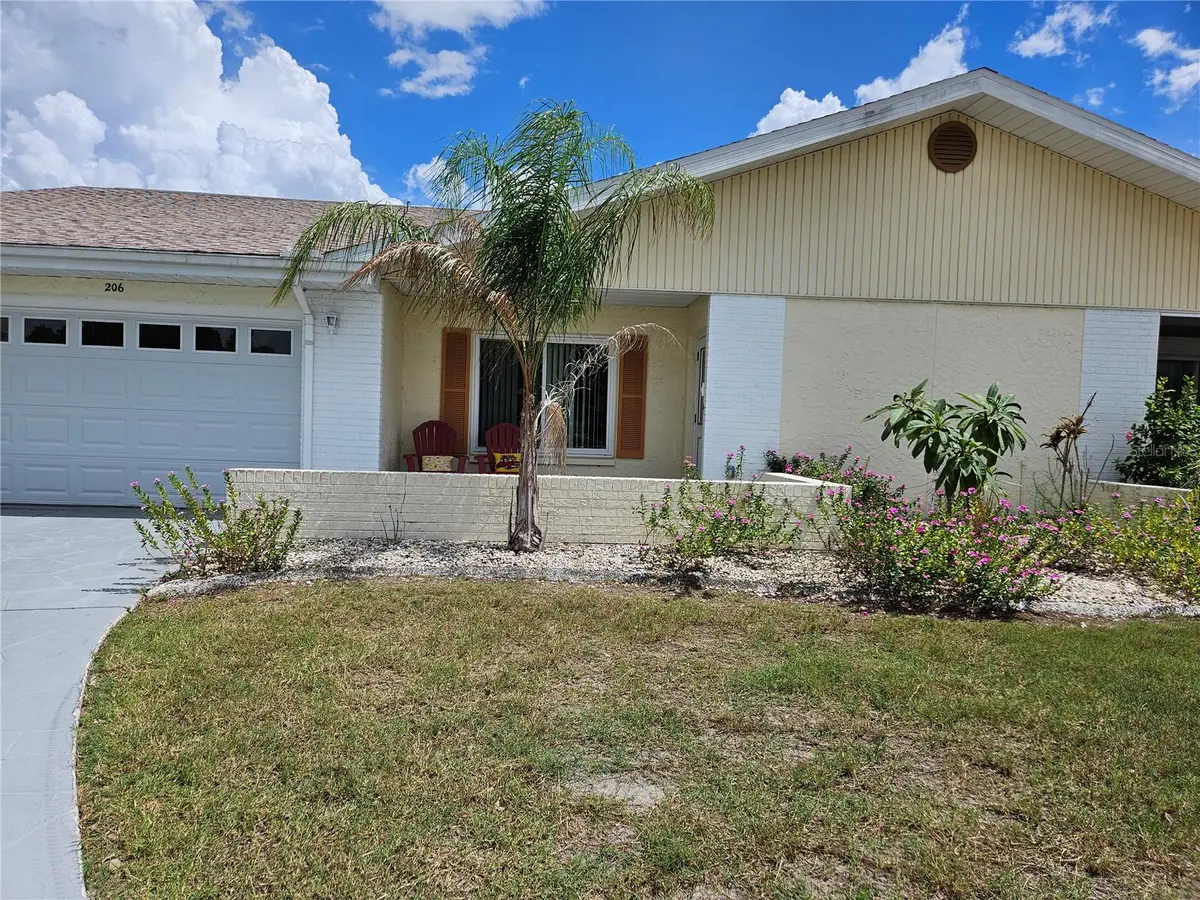 206 SOLA LN, Sun City Center, FL 33573
