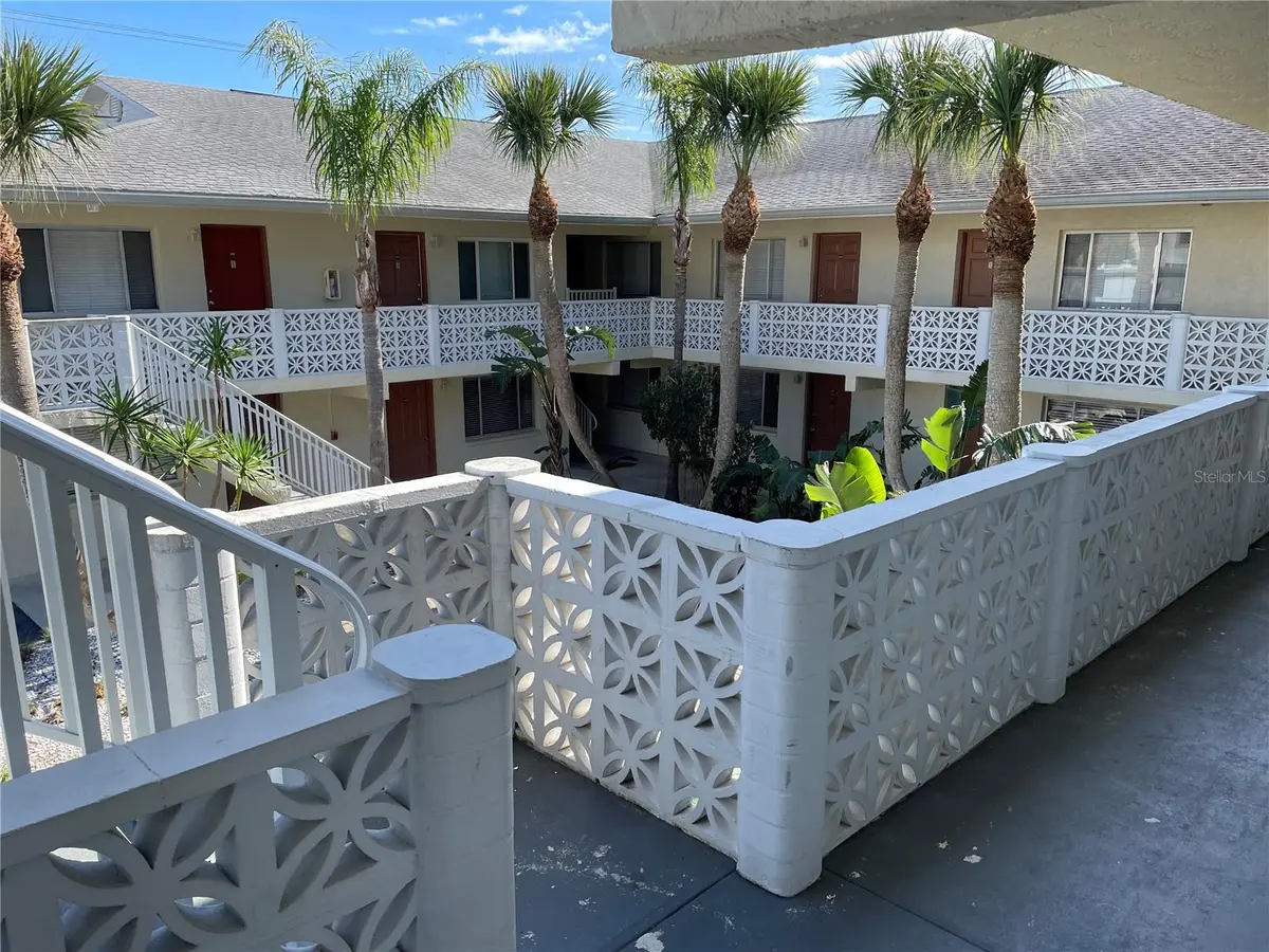 102 S PENINSULA DR #201, Daytona Beach, FL 32118
