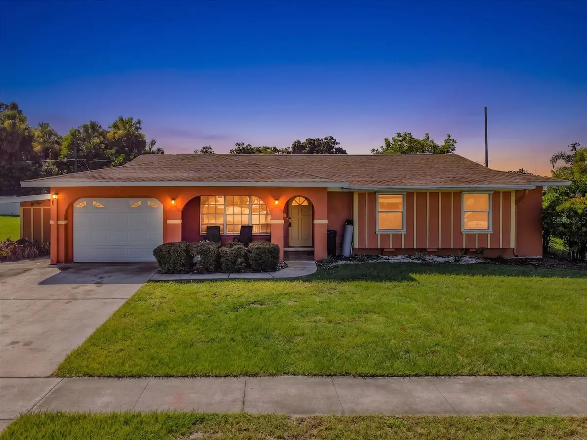 2330 BEACON DR, Port Charlotte, FL 33952