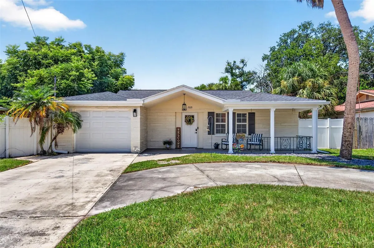 7235 ASTOR DR, New Port Richey, FL 34652