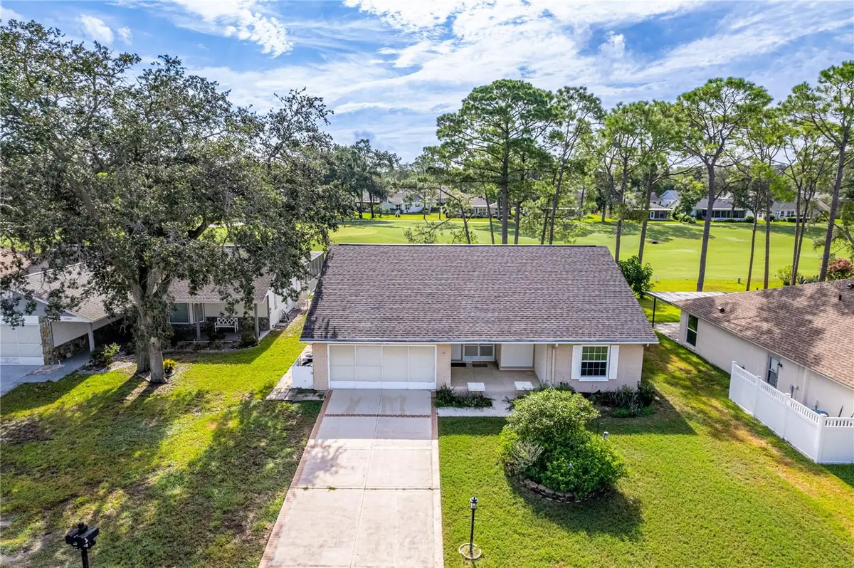 2376 BENT PINE CT, Spring Hill, FL 34606