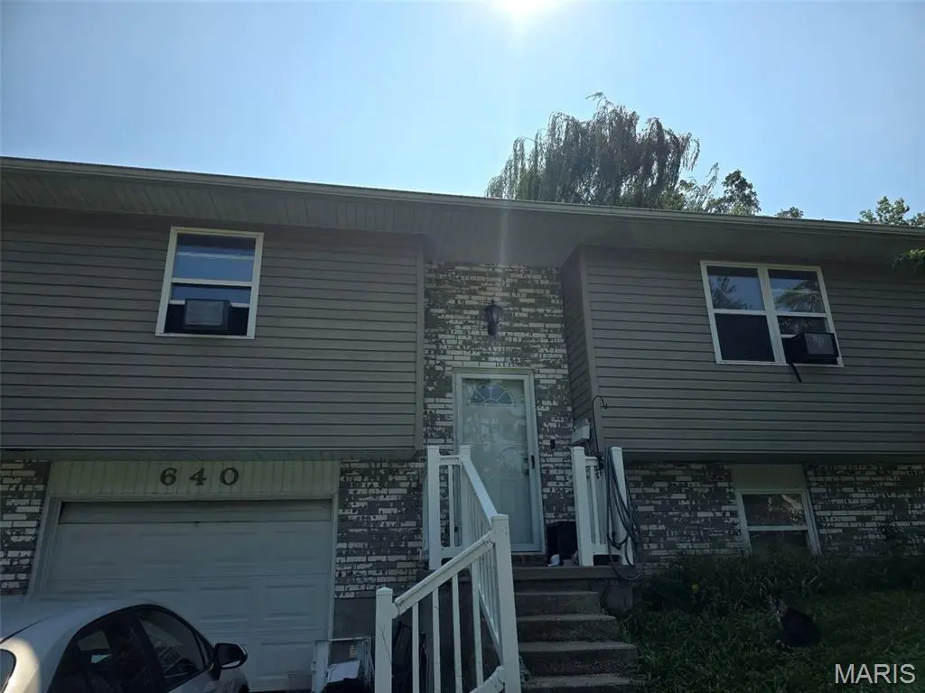 640 N Hope ST, Jackson, MO 63755