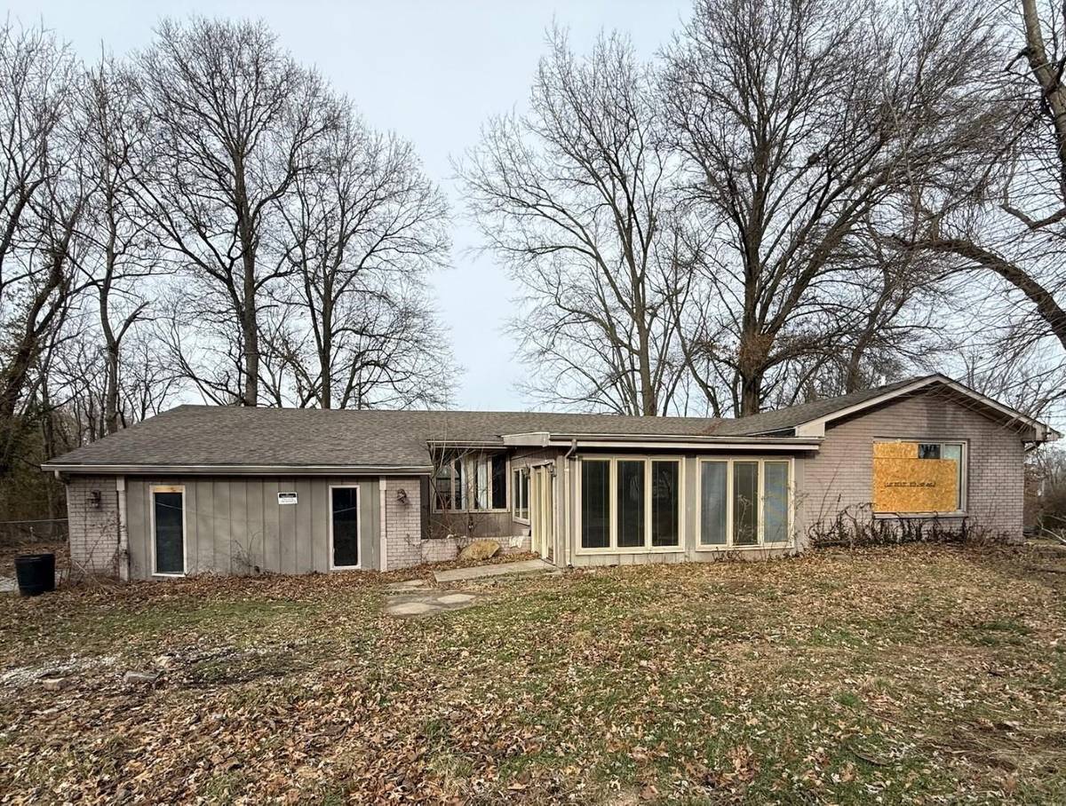 11035 Avery RD, West Frankfort, IL 62896